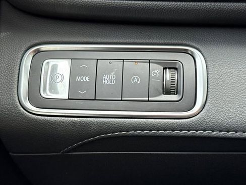New 2026 Buick Enclave Sport Touring w/ Power Package FWD image 33