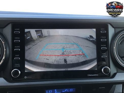 Used 2022 Toyota Tacoma TRD Off-Road image 20