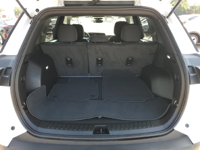 Certified 2025 Chevrolet Equinox LT w/ Safety and Technology Package FWD image 29