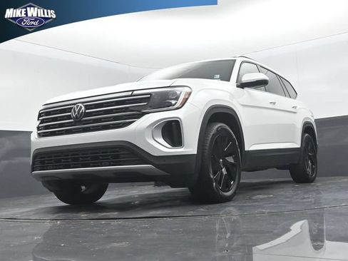 Used 2026 Volkswagen Atlas SE FWD image 19