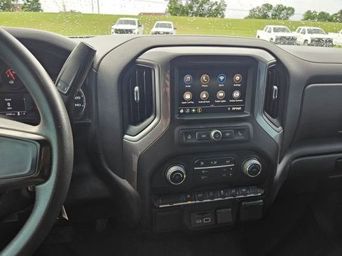 Used 2021 Chevrolet Silverado 1500 Custom RWD image 17