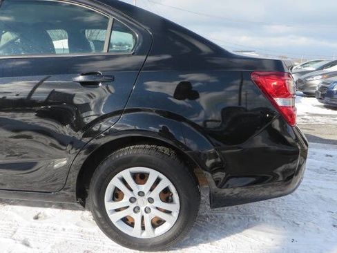 Used 2017 Chevrolet Sonic LS image 29