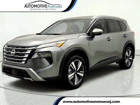 Used 2024 Nissan Rogue SL w/ SL Premium Package FWD image 1