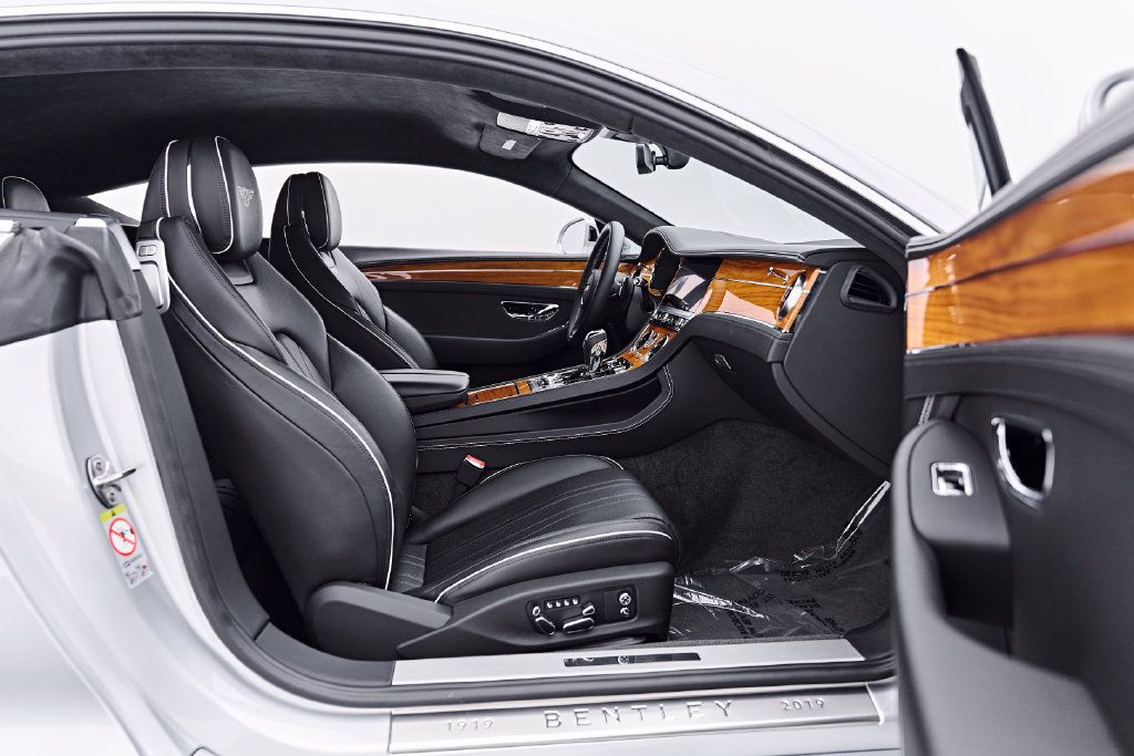 Used 2020 Bentley Continental GT AWD/4WD image 31