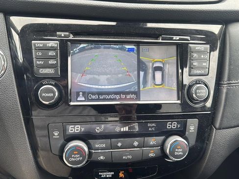 Used 2017 Nissan Rogue SL AWD/4WD image 15