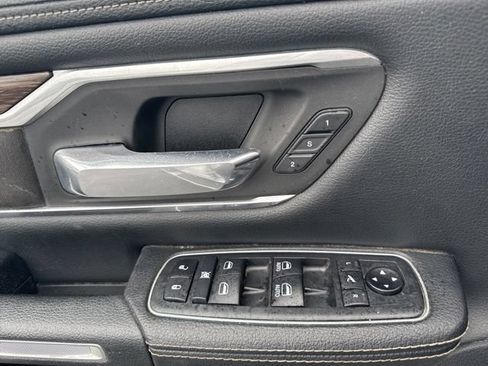 Used 2020 RAM 1500 Laramie AWD/4WD image 36