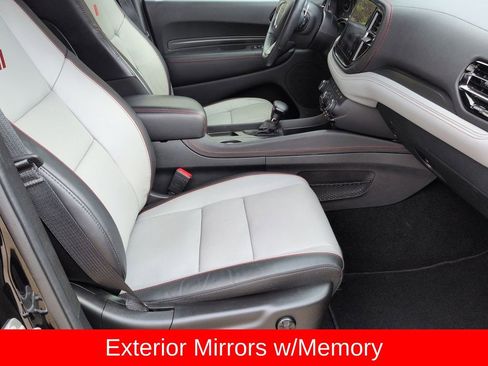 Used 2024 Dodge Durango GT image 25