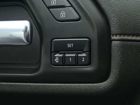 Used 2023 GMC Sierra 3500 AT4 image 37