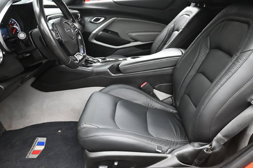 Used 2021 Chevrolet Camaro LT RWD image 12
