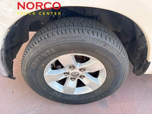 Used 2019 RAM 1500 Classic SLT image 15