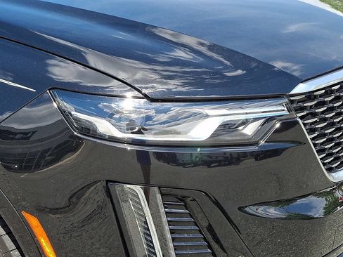 Certified 2020 Cadillac XT6 Premium Luxury AWD/4WD image 9