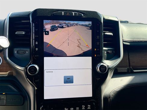 Used 2023 RAM 3500 Limited image 14