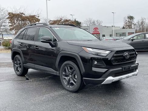 Used 2024 Toyota RAV4 Adventure image 7