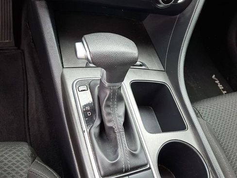 Used 2018 Kia Optima LX w/ 17" Alloy Wheels Package image 14