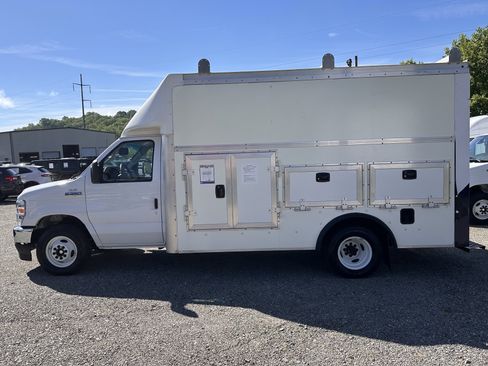 Certified 2023 Ford E-350 and Econoline 350 Super Duty w/ Power Windows & Locks Group RWD image 1