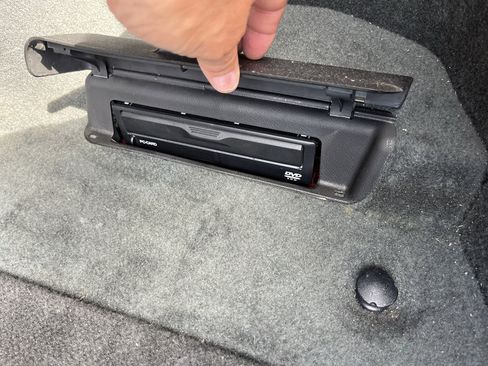 Used 2006 Acura TL Navigation System image 33