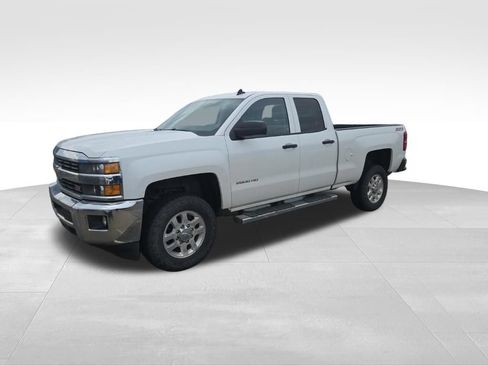 Used 2015 Chevrolet Silverado 2500 LT AWD/4WD image 8