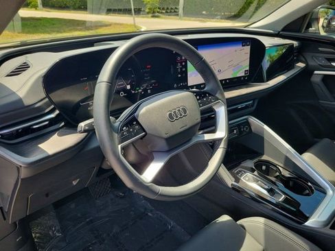 Certified 2025 Audi Q5 Premium w/ Premium Plus AWD/4WD image 17