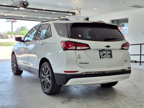Used 2022 Chevrolet Equinox RS FWD image 17