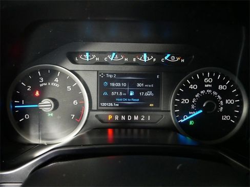 Used 2016 Ford F150 XLT w/ Equipment Group 302A Luxury image 27