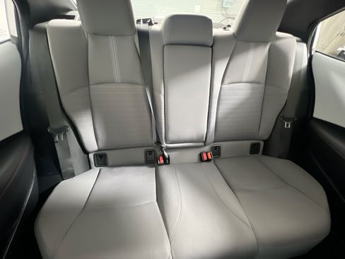 Used 2023 Toyota Corolla SE FWD image 32