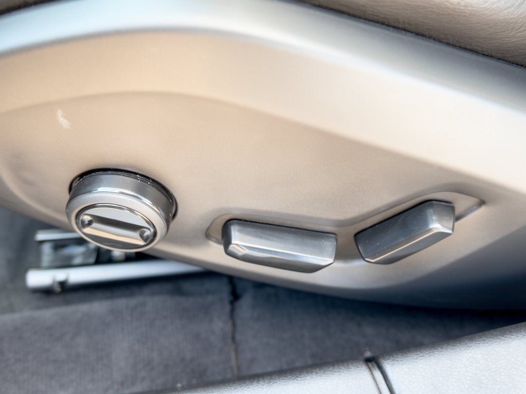 Used 2019 Volvo S60 T5 Momentum w/ Premium Package FWD image 16