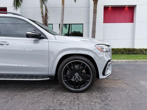 Used 2025 Mercedes-Benz GLS 580 GLS 580 image 5