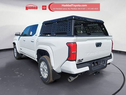 New 2025 Toyota Tacoma SR5