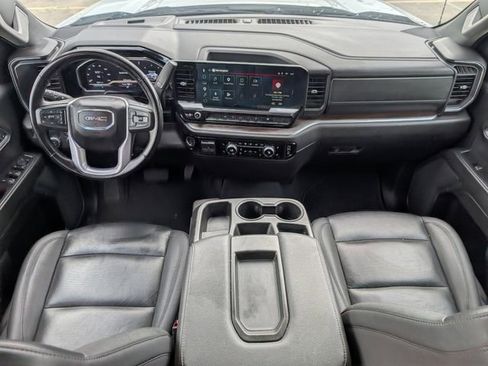 Used 2025 GMC Sierra 1500 SLT image 24