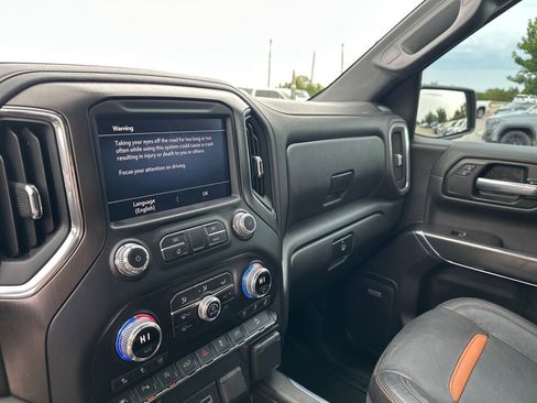 Used 2021 GMC Sierra 1500 AT4 w/ AT4 Premium Package AWD/4WD image 23