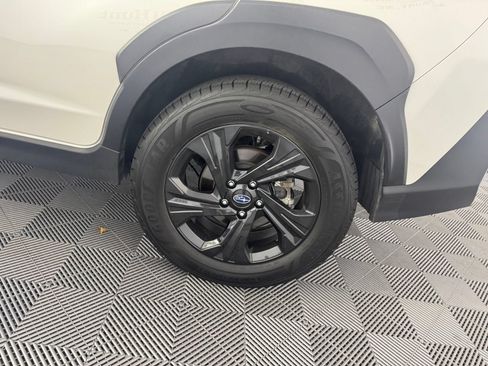 Used 2025 Subaru Crosstrek 2.0i AWD/4WD image 13