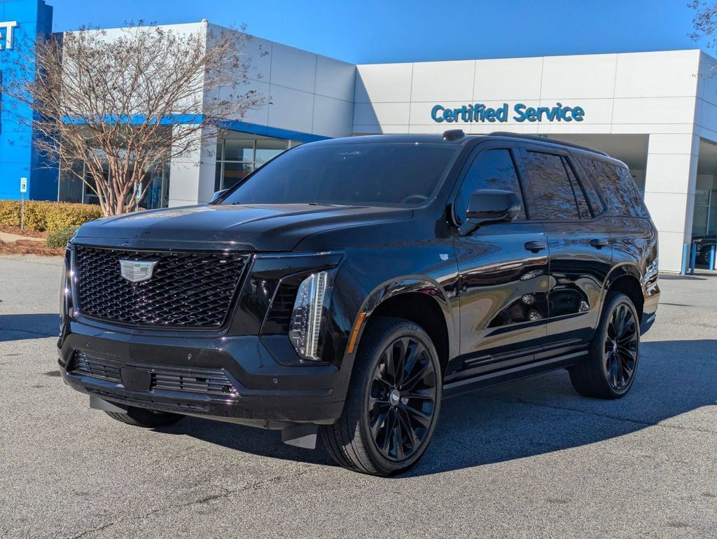 Used 2025 Cadillac Escalade Sport Platinum w/ LPO, ONYX Package AWD/4WD image 4