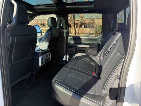 Used 2018 Ford F150 Lariat image 10