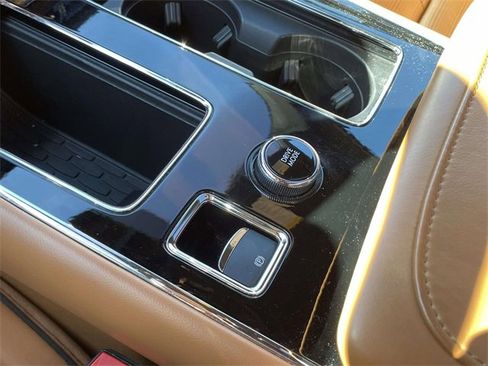 Used 2020 Lincoln Aviator Black Label Grand Touring w/ Class IV Trailer Tow Package image 30