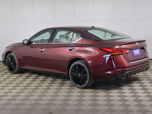 Used 2023 Nissan Altima 2.5 SL AWD/4WD image 10