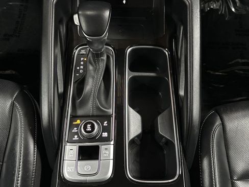 Used 2022 Kia Telluride S image 25