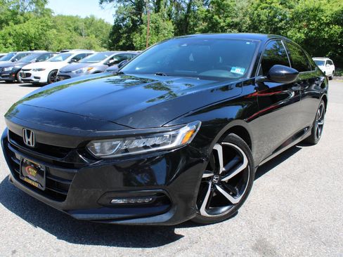 Used 2019 Honda Accord Sport image 1