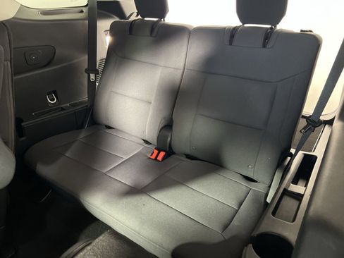 Used 2025 Ford Explorer Active RWD image 27