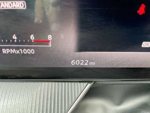 Used 2025 Nissan Murano SV AWD/4WD image 20