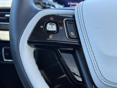 New 2026 Lincoln Aviator Reserve image 10