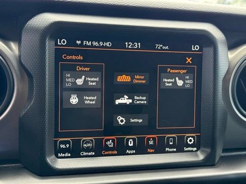 Used 2023 Jeep Gladiator Sport AWD/4WD image 16