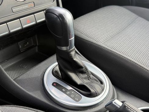 Used 2017 Volkswagen Beetle 1.8T image 22