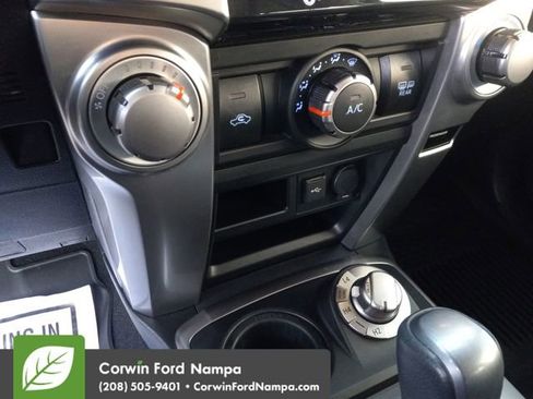 Used 2021 Toyota 4Runner SR5 Premium image 17