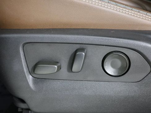 Used 2024 Chevrolet Tahoe High Country image 28