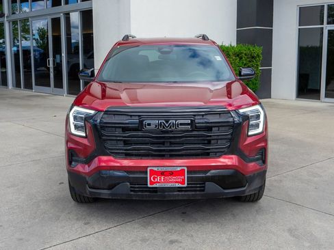 New 2026 GMC Terrain Elevation w/ Elevation Premium Package AWD/4WD image 2