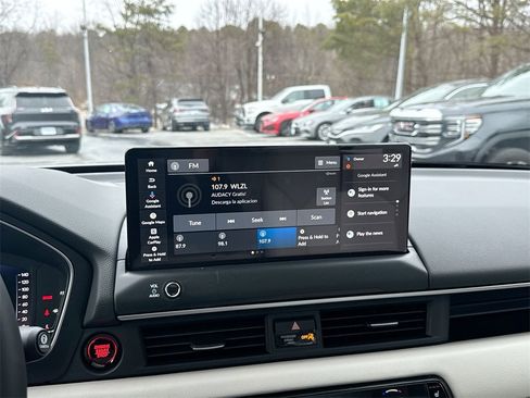 New 2026 Honda Pilot Touring image 12