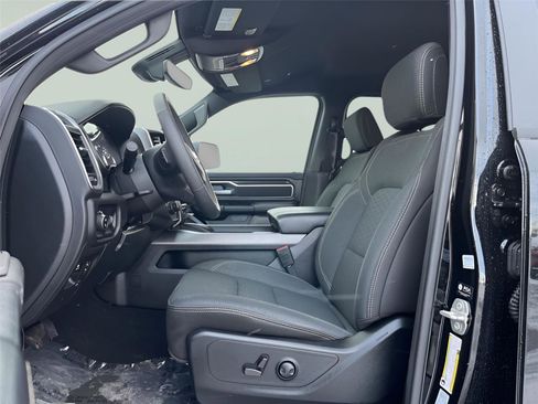Used 2025 RAM 1500 Big Horn image 23