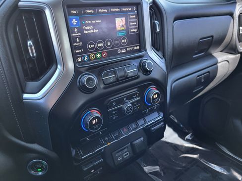 Used 2020 Chevrolet Silverado 1500 LT w/ All-Star Edition image 11