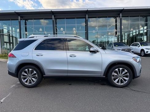 Used 2023 Mercedes-Benz GLE 350 4MATIC w/ Premium Package image 8