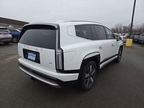 New 2026 Hyundai Ioniq 9 SEL image 6